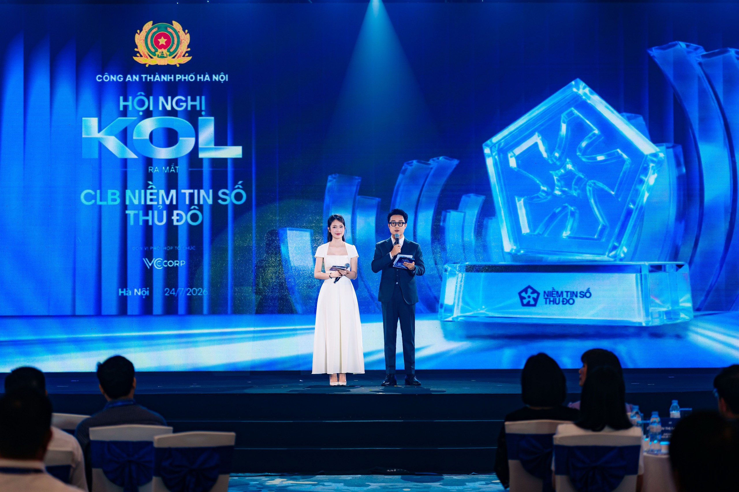 
Hội nghị KOL và Lễ ra mắt Câu lạc bộ Niềm tin số Thủ đô với thông điệp Trọn niềm tin số – Kiến tạo tương lai đã diễn ra thành công tốt đẹp
