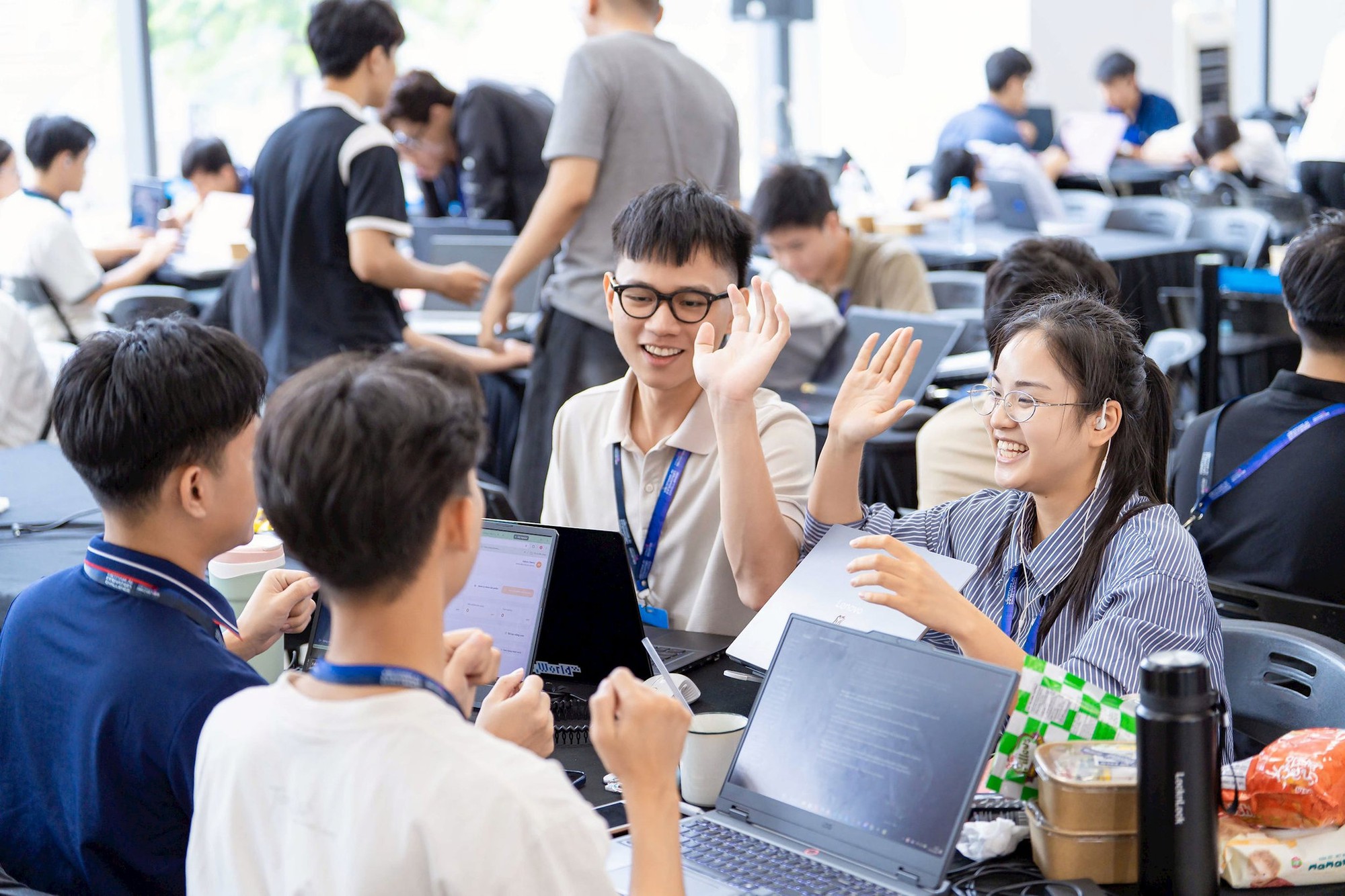 Nữ PGS người Việt dạy AI ở ĐH top đầu TQ: Sinh vi&ecirc;n Việt Nam ho&agrave;n to&agrave;n c&oacute; đủ năng lực cạnh tranh quốc tế - Ảnh 4.