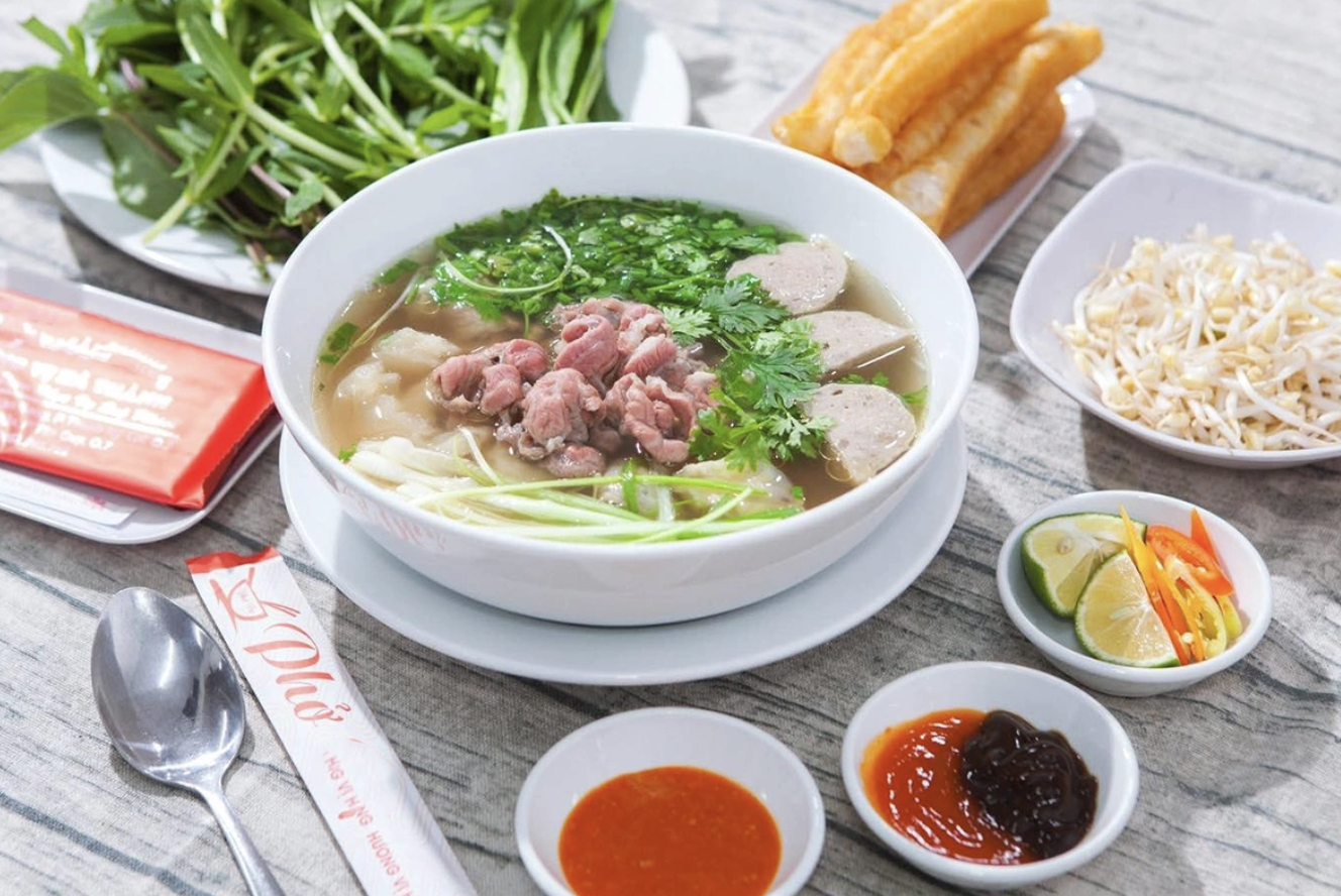 Vì sao gọi là phở? Khám phá nguồn gốc và văn hóa ẩm thực Việt Nam - Ảnh 5. Vì sao gọi là phở? Khám phá nguồn gốc và văn hóa ẩm thực Việt Nam - Ảnh 5.