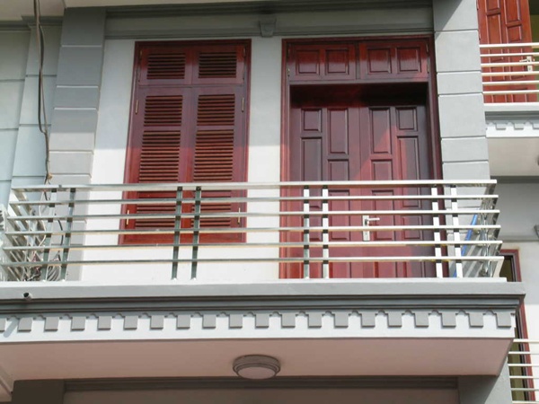 Xu hướng mới trong lựa chọn lan can: Tại sao nhiều gia đ&igrave;nh kh&ocirc;ng chọn inox - Ảnh 1.