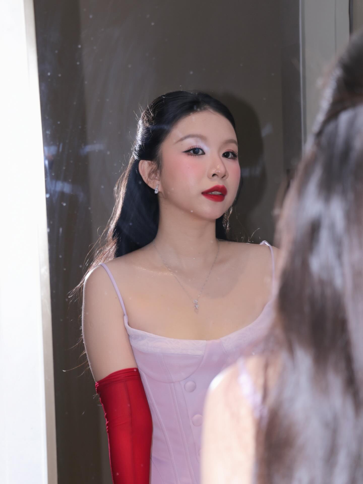 Cặp đ&ocirc;i c&oacute; m&agrave;n &ldquo;trộn b&aacute;nh tr&aacute;ng&rdquo; ở đ&aacute;m cưới: Y&ecirc;u 10 năm mới cưới, c&ocirc; d&acirc;u l&agrave; TikToker nổi tiếng- Ảnh 6.