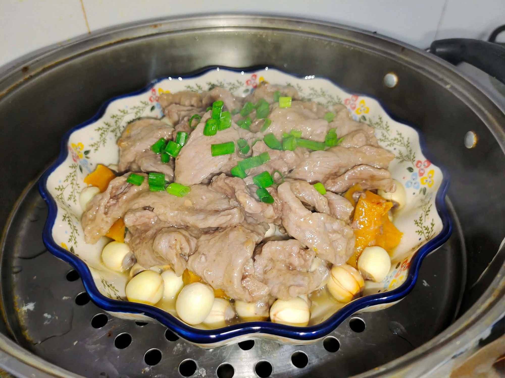M&oacute;n hấp thanh m&aacute;t từ hạt sen tươi cho bữa cơm m&ugrave;a h&egrave; ngon miệng - Ảnh 7.