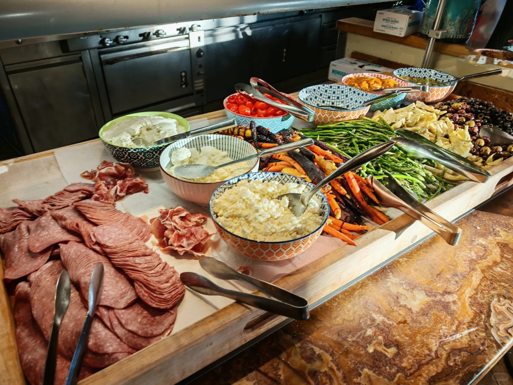 Buffet 330.000 đồng tại đại học Stanford: Trải nghiệm ẩm thực đỉnh cao - Ảnh 6.