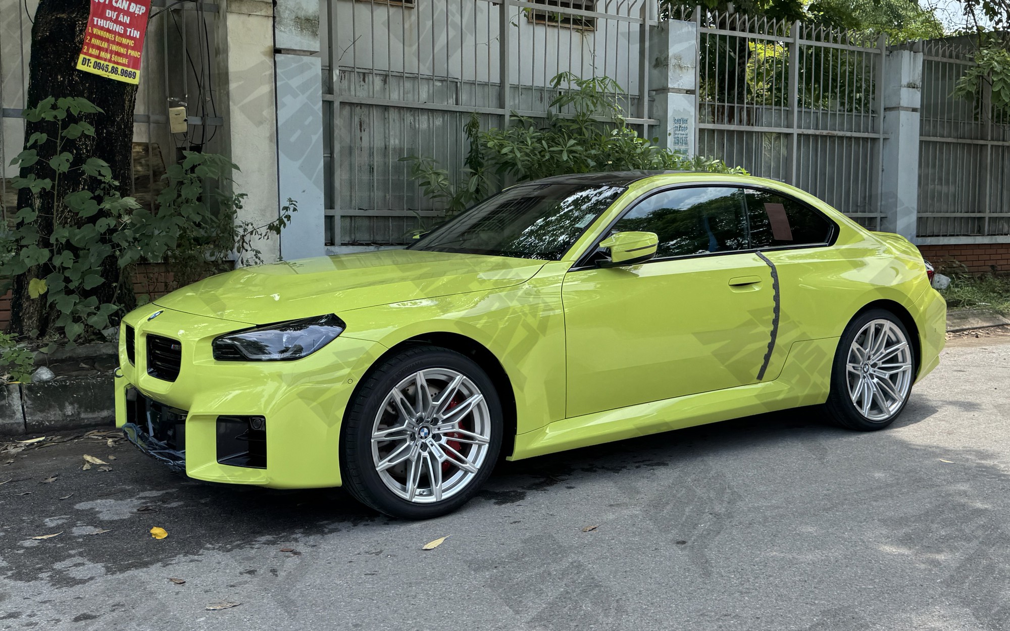 BMW M2 đời mới đầu tiên về Việt Nam: Giá không dưới 4,1 tỷ đồng, mạnh 480hp, 0-100km/h chi 4 giây, thêm lựa chọn cho dân chơi mê tốc độ - Ảnh 2.