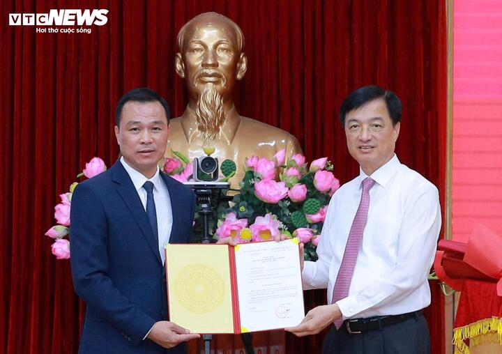 Thiếu tướng Tô Anh Dũng giữ chức Phó Bí thư tỉnh ủy Thanh Hóa nhiệm kỳ 2025 - 2030 - Ảnh 1.