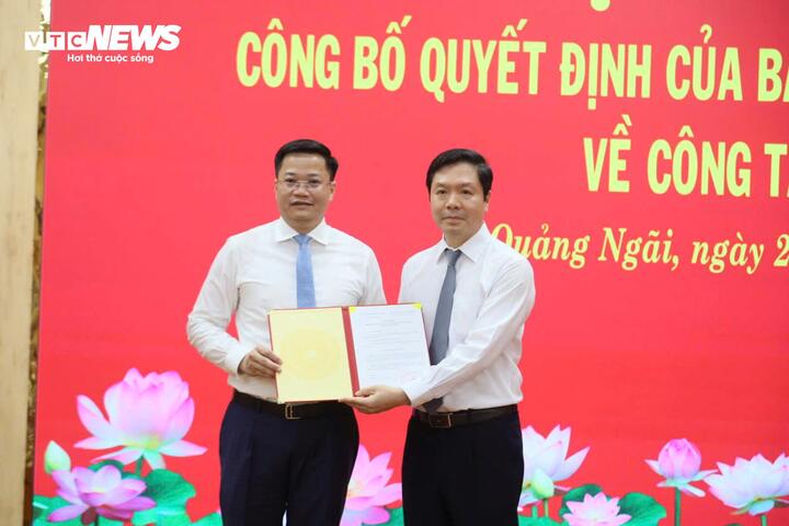 Thứ trưởng Bộ T&agrave;i ch&iacute;nh Nguyễn Đức T&acirc;m giữ chức Ph&oacute; B&iacute; thư tỉnh ủy Quảng Ng&atilde;i 2026 - Ảnh 1.
