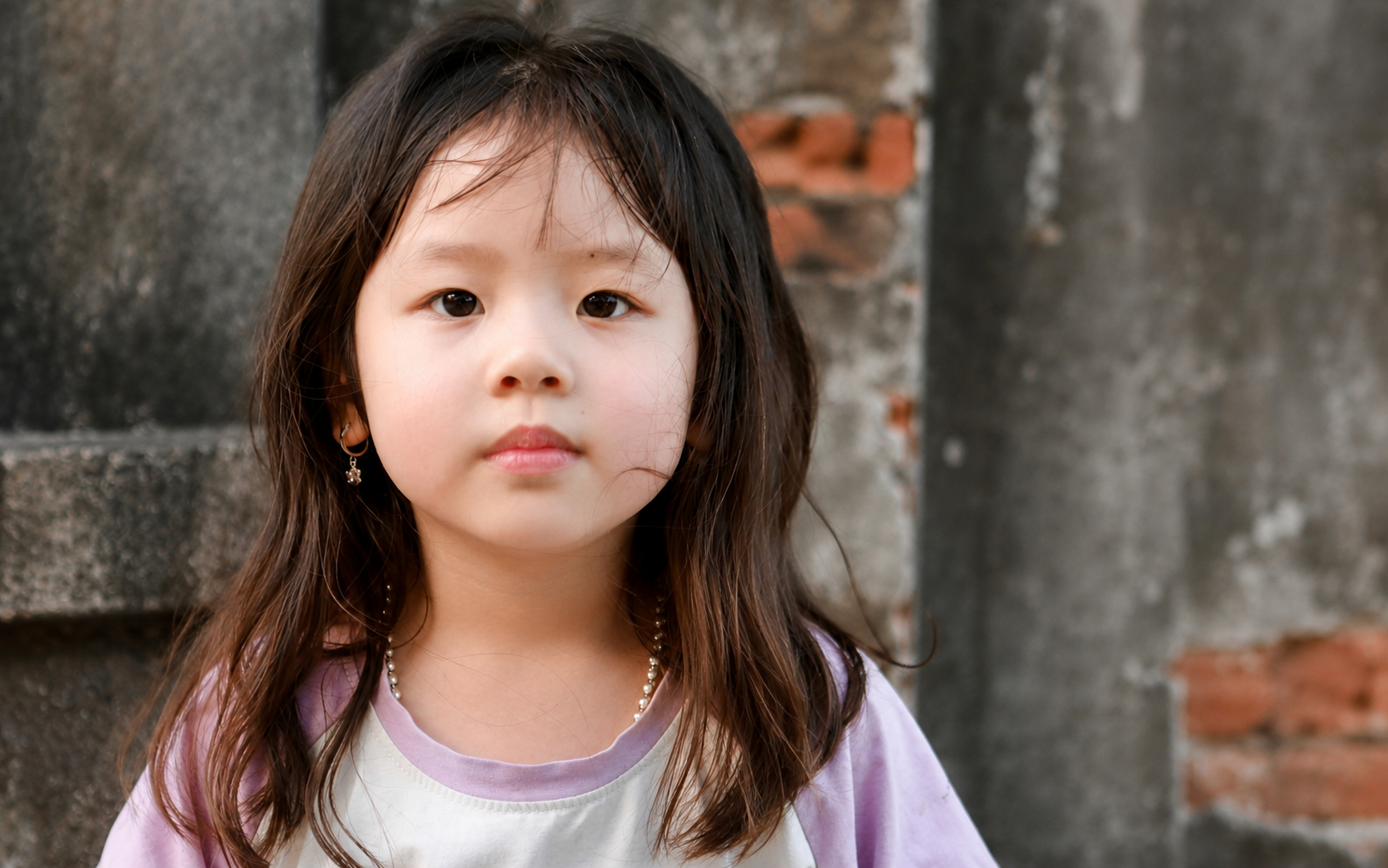 Tuổi thơ d&agrave;i gi&uacute;p trẻ th&ocirc;ng minh hơn: Cha mẹ cần biết điều n&agrave;y - Ảnh 1.