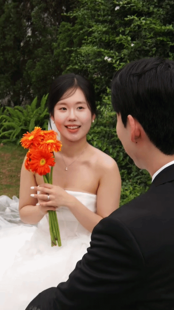 Kh&aacute;ch nước ngo&agrave;i đổ về Việt Nam chụp ảnh cưới: Xu hướng mới - Ảnh 18.