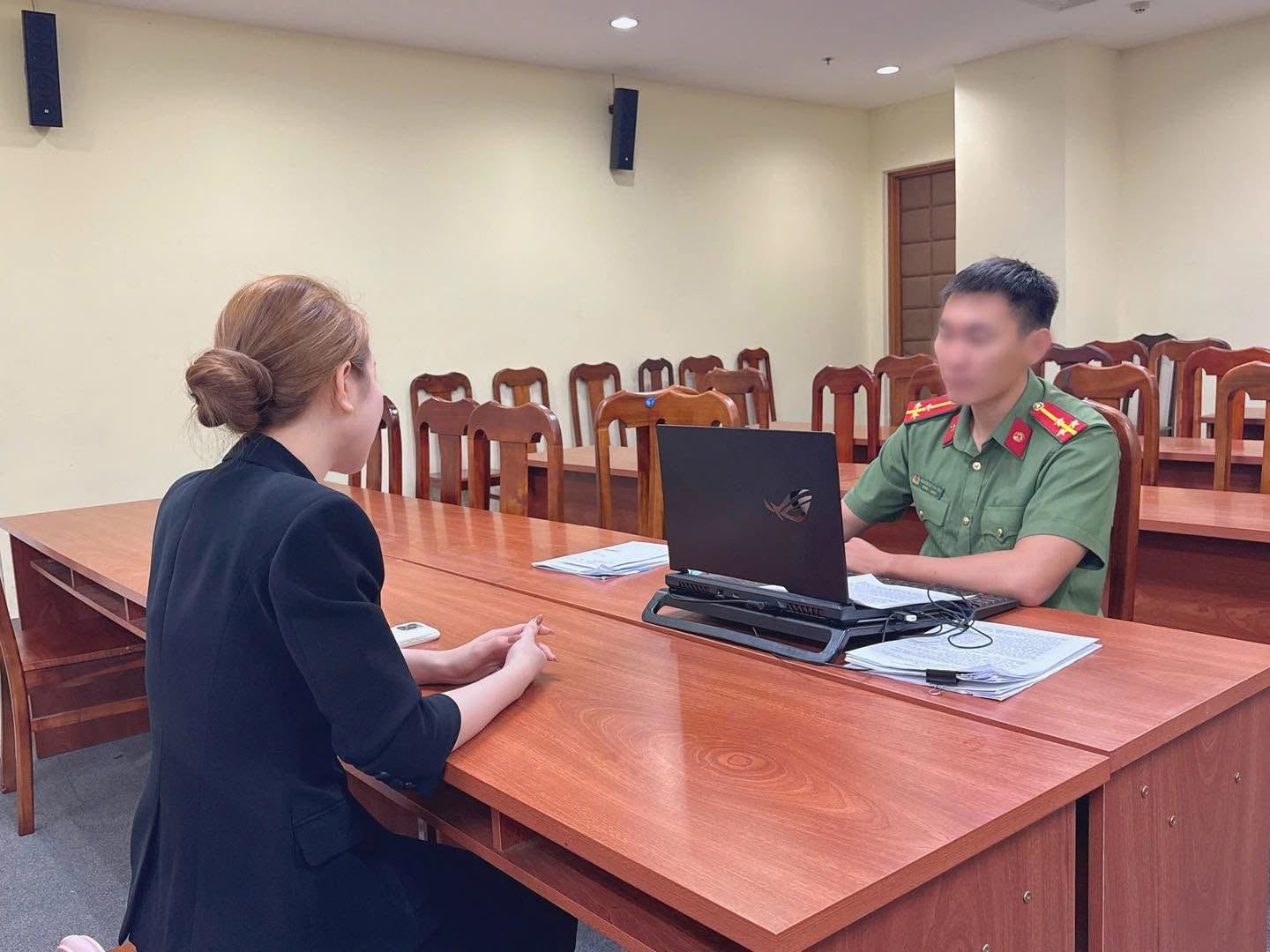C&ocirc;ng an xử phạt nữ TikToker v&igrave; th&ocirc;ng tin sai sự thật tại TP . HCM năm 2026 - Ảnh 1.