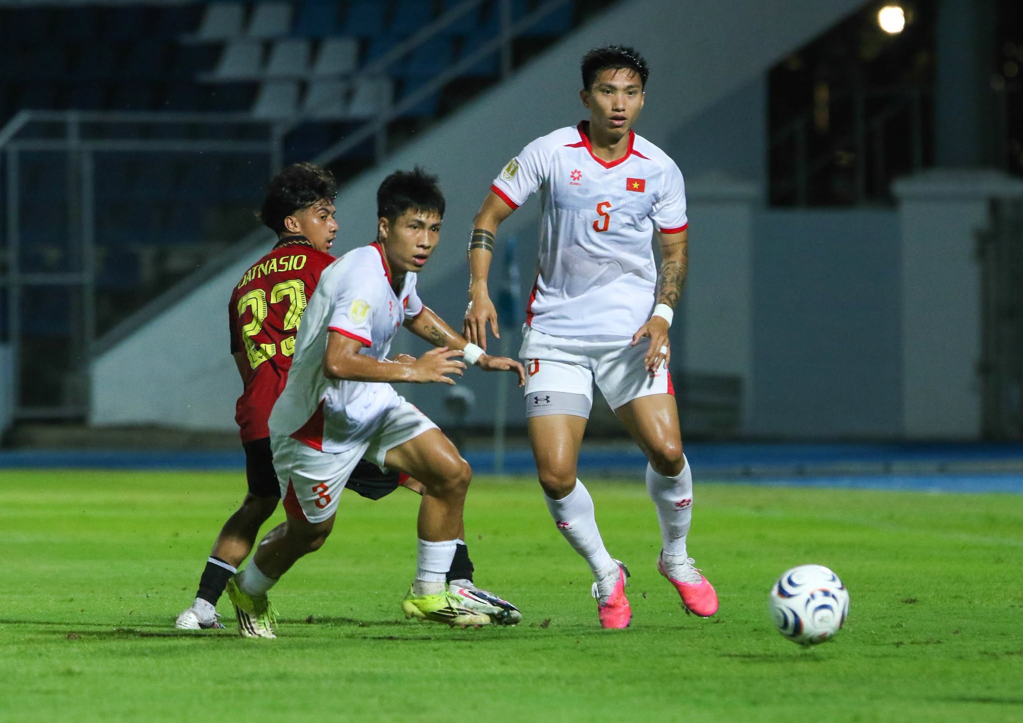 Siêu máy tính dự đoán Việt Nam vs Singapore: Việt Nam tạo mưa bàn thắng nhưng vẫn có vết gợn - Ảnh 2. Siêu máy tính dự đoán Việt Nam vs Singapore: Việt Nam tạo mưa bàn thắng nhưng vẫn có vết gợn - Ảnh 2.