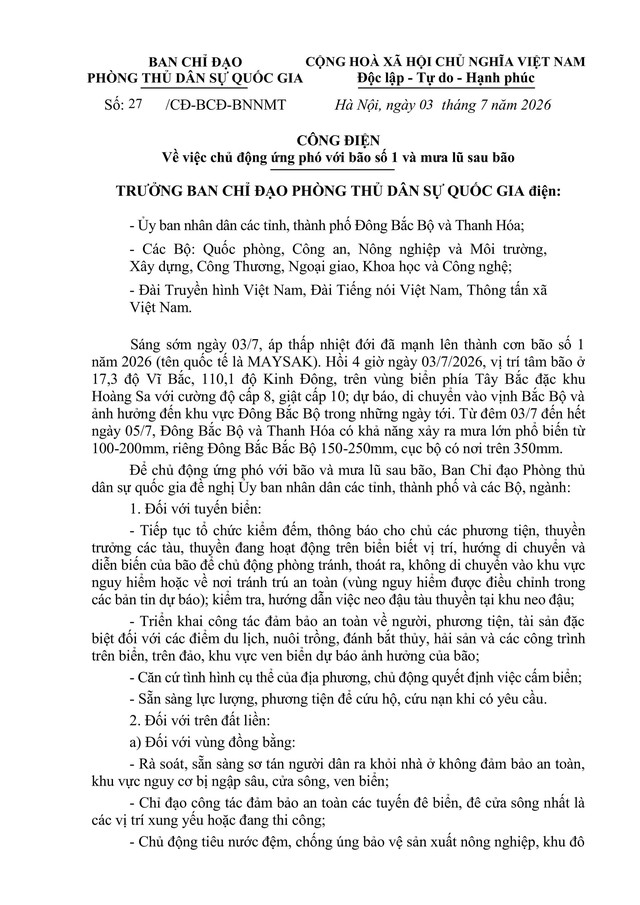 Bão số 1 Maysak tiến vào vịnh Bắc Bộ , 11 tỉnh thành khẩn trương ứng phó - Ảnh 2. Bão số 1 Maysak tiến vào vịnh Bắc Bộ , 11 tỉnh thành khẩn trương ứng phó - Ảnh 2.