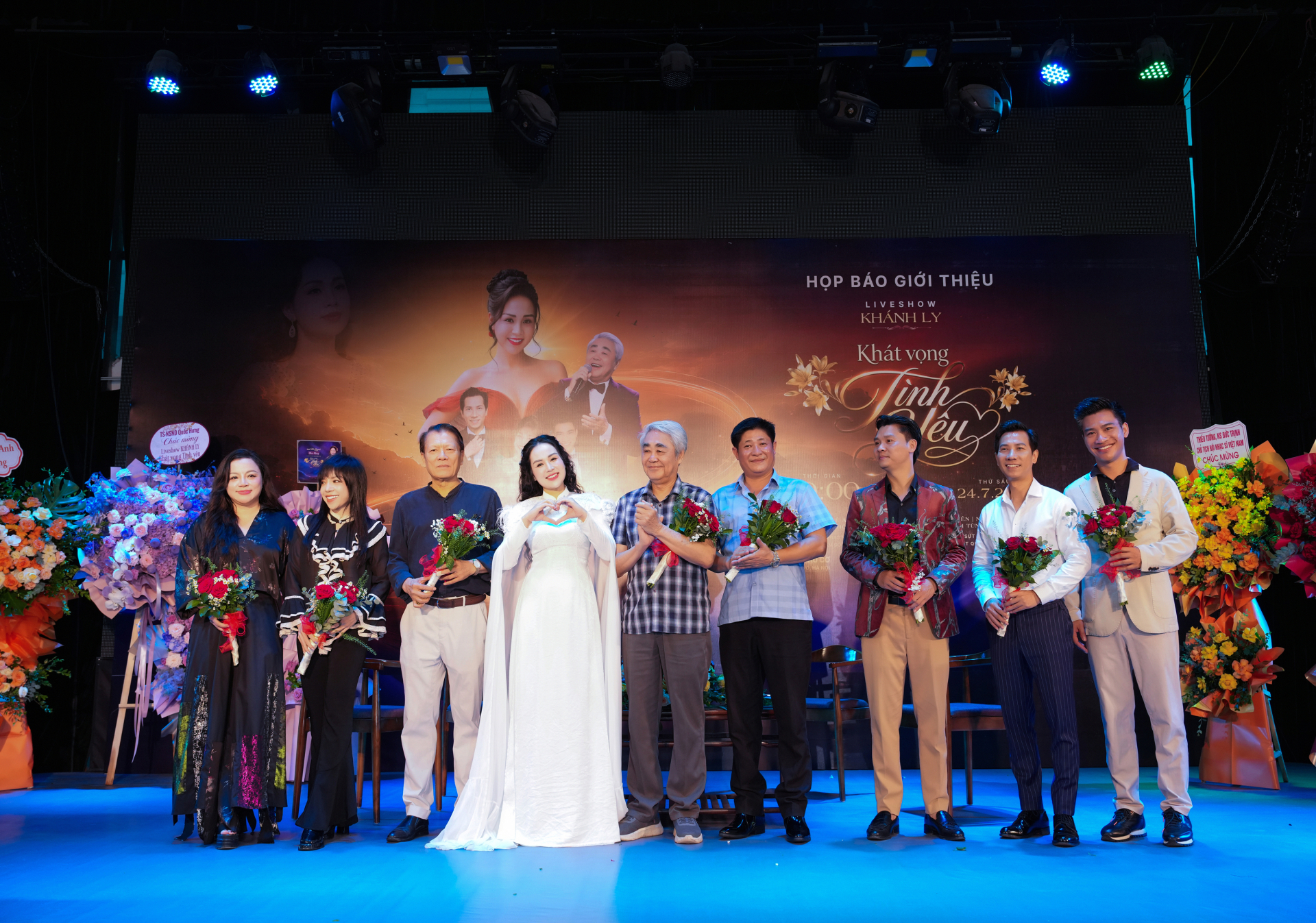 Tiến sĩ, ca sĩ Nguyễn Kh&aacute;nh Ly l&agrave;m liveshow đầu ti&ecirc;n sau 20 năm ca h&aacute;t - Ảnh 2.