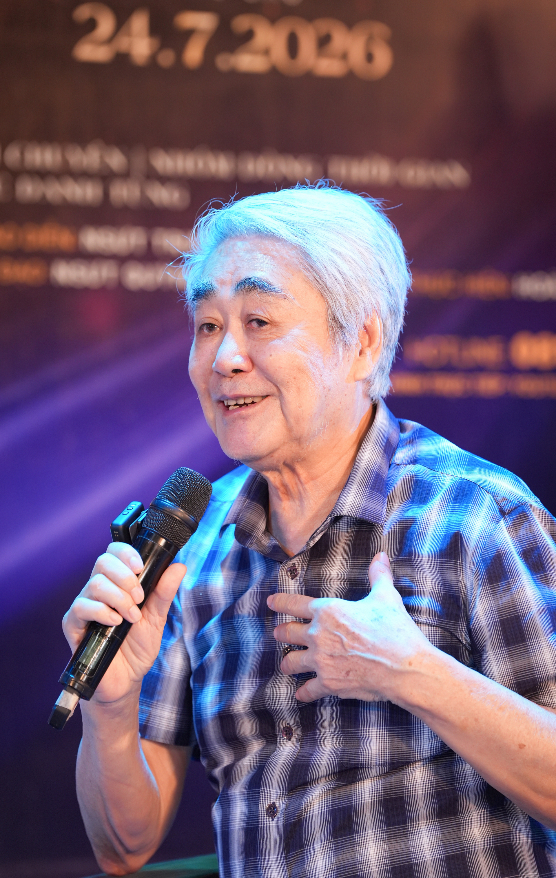 Tiến sĩ, ca sĩ Nguyễn Kh&aacute;nh Ly l&agrave;m liveshow đầu ti&ecirc;n sau 20 năm ca h&aacute;t - Ảnh 4.