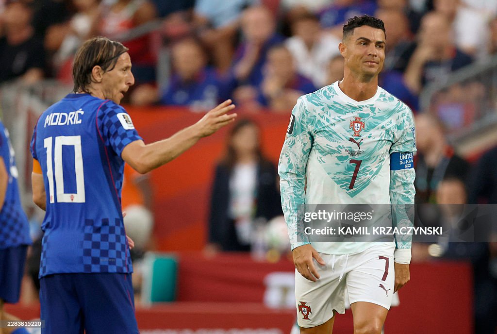 Modric phẫn nộ, tố cáo VAR thiên vị Bồ Đào Nha - Ảnh 1. Modric phẫn nộ, tố cáo VAR thiên vị Bồ Đào Nha - Ảnh 1.