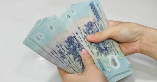 Từ 1 . 7 . 2026: Thu nhập tr&ecirc;n 28 , 6 triệu đồng / th&aacute;ng mới phải nộp thuế TNCN - Ảnh 1.