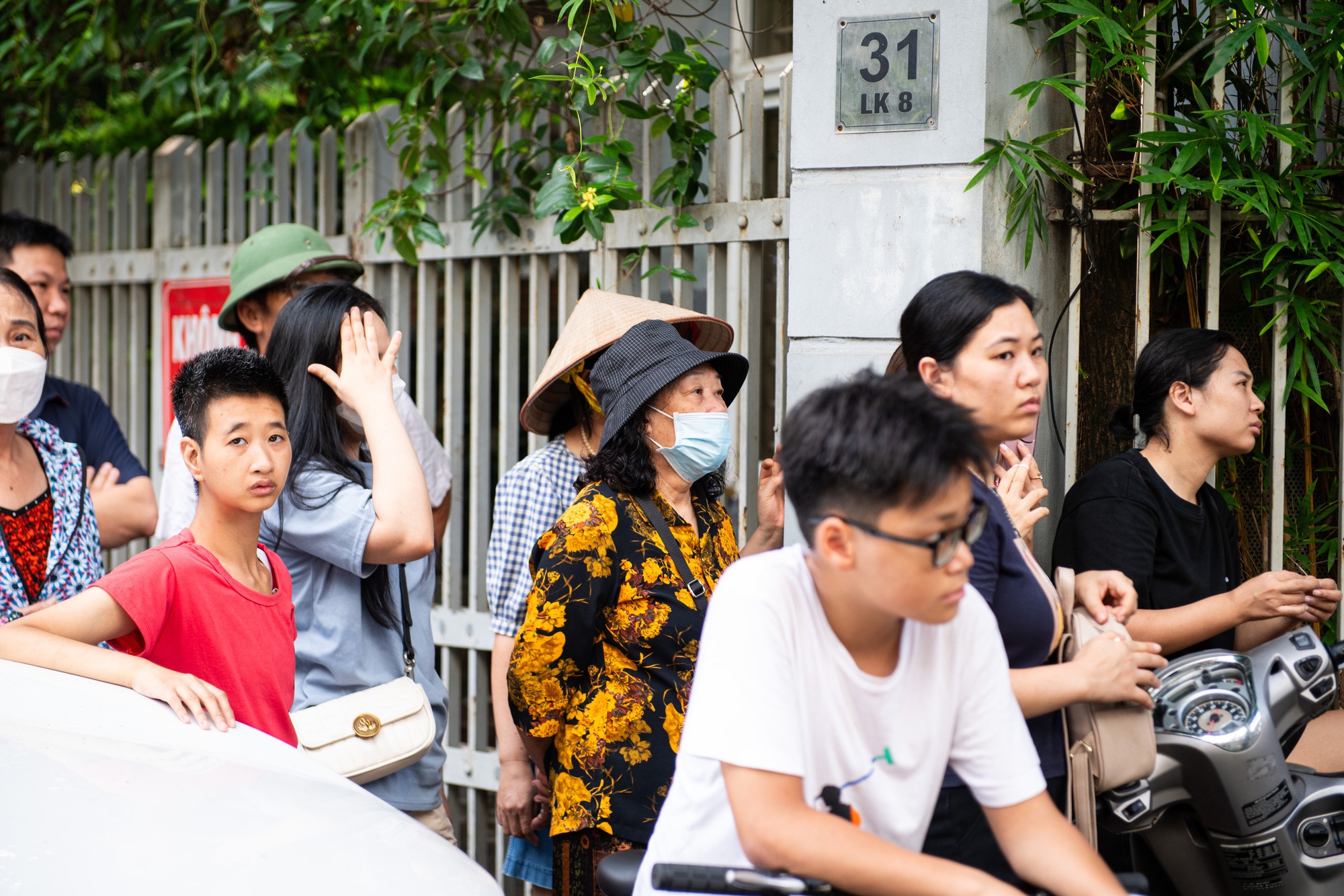 Vụ ch&aacute;y biệt thự liền kề ở H&agrave; Nội: 2 người đ&atilde; tử vong, nh&acirc;n chứng kể lại thời điểm xảy ra sự việc- Ảnh 5.