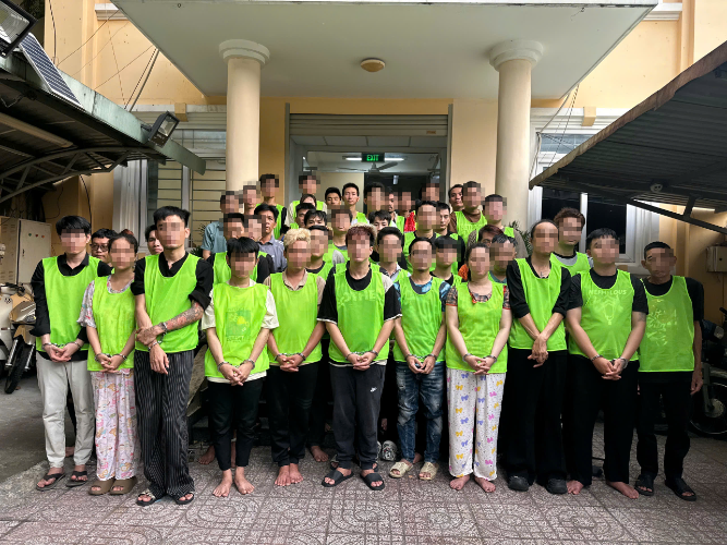 Bắt giữ ca sĩ, nhạc sĩ Tăng Nhật Tuệ vì hành vi tàng trữ và tổ chức sử dụng trái phép chất ma túy- Ảnh 1.