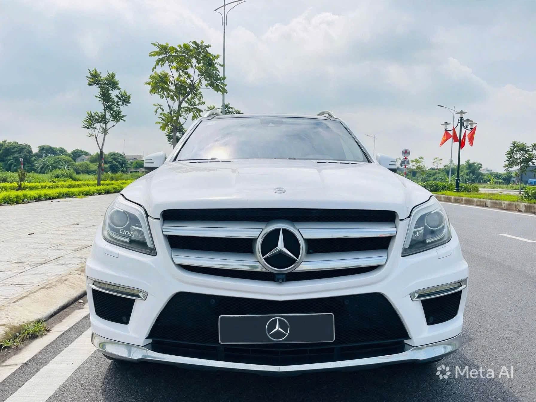 Chiếc Mercedes-Benz này bán lại chưa đến 700 triệu: 7 chỗ phục vụ gia đình, rẻ hơn thị trường cả trăm triệu khiến 'nói chẳng ai tin' - Ảnh 3.