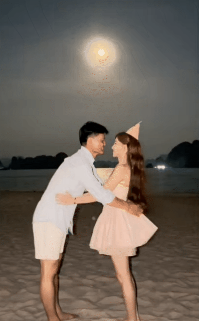 Jennie v&agrave; t&igrave;nh trẻ giống Ho&agrave; Minzy với chồng qu&acirc;n nh&acirc;n như &ldquo;2 giọt nước&rdquo; - Ảnh 4.