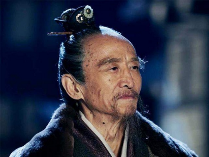 Giả Hủ: Mưu sỹ sinh tồn mạnh nhất Tam quốc gi&uacute;p gia tộc tho&aacute;t diệt vong - Ảnh 2.
