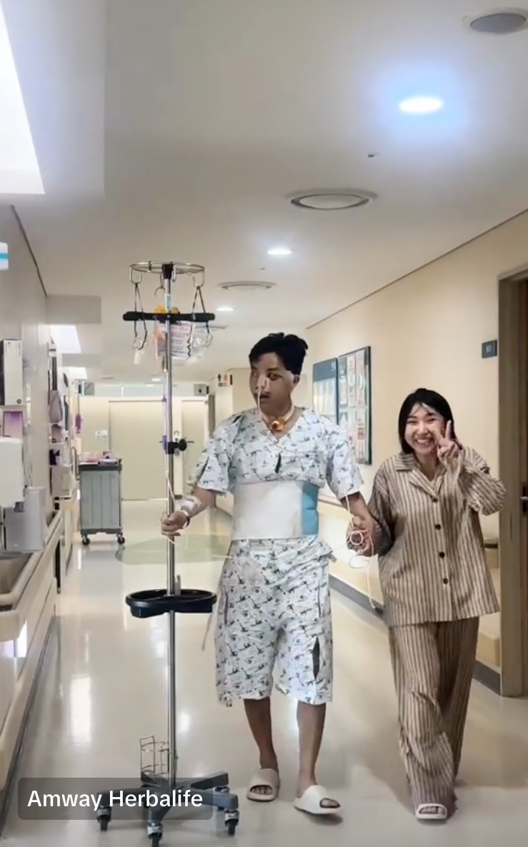 B&aacute;n hai căn nh&agrave; cứu chồng mắc ung thư hiếm gặp: "Chỉ mong anh ở b&ecirc;n mẹ con t&ocirc;i thật l&acirc;u"- Ảnh 6.