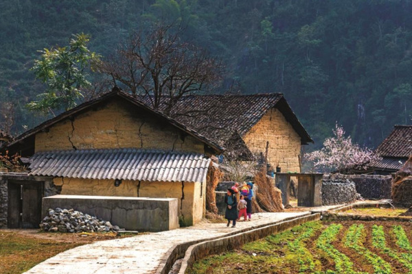 Phát hiện "làng địa ngục" ngoài đời ở vùng núi phía Bắc, nằm trên độ cao 1500m, dân làng từng sống 3 không - Ảnh 8.