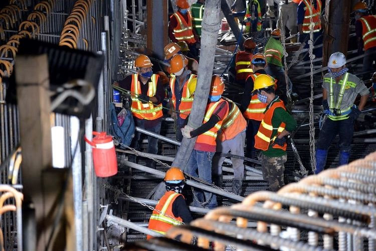 Ph&aacute;t hiện hơn 100 xe tải trộn b&ecirc; t&ocirc;ng từng đổ 1.200 m&sup3; xuy&ecirc;n đ&ecirc;m, c&ocirc;ng tr&igrave;nh ngầm d&agrave;i 236 m, s&acirc;u 32 m lộ diện - Ảnh 3.