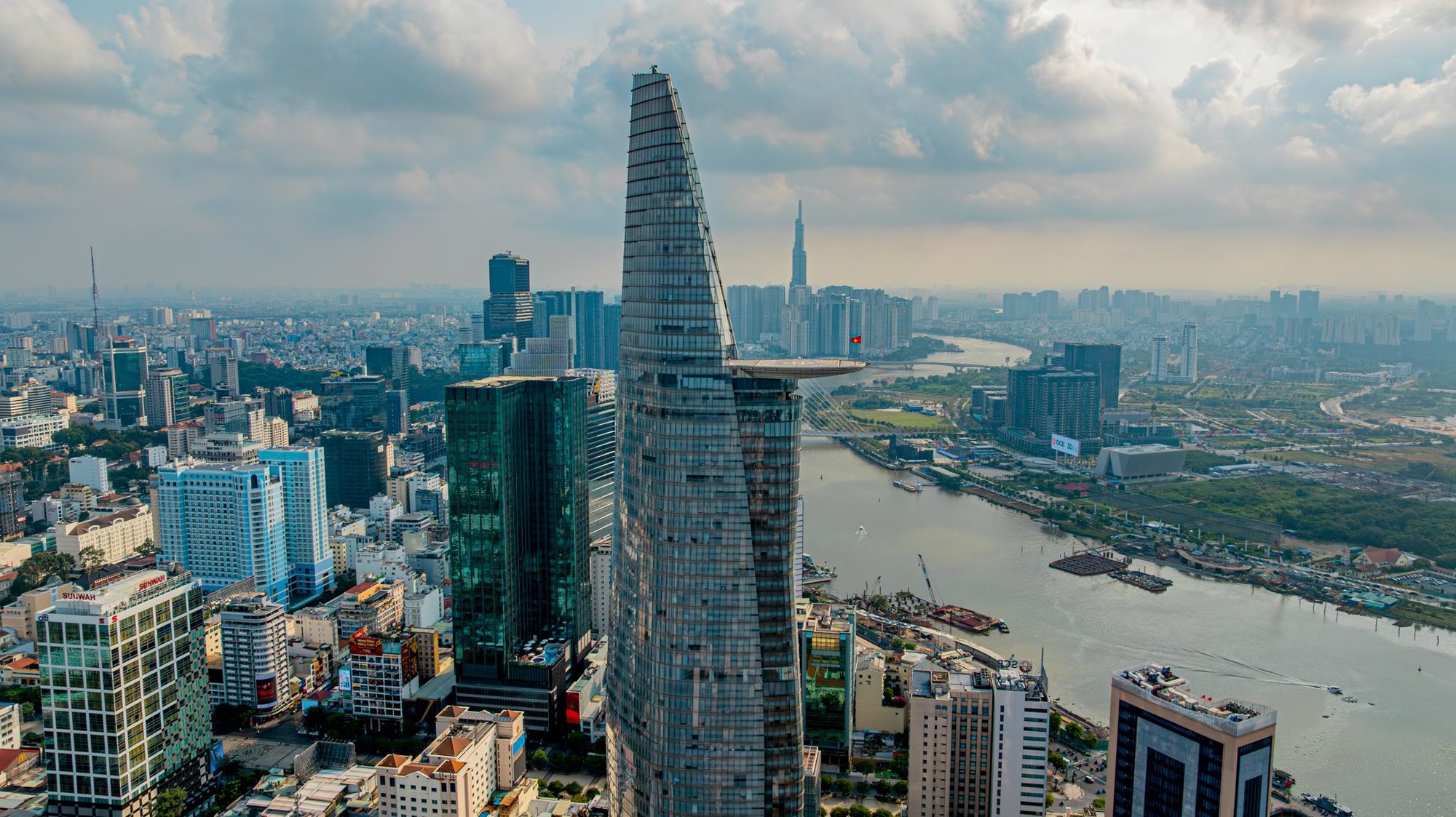 Loạt "&ocirc;ng lớn" Vingroup, Sun Group, Ecopark g&oacute;p &yacute; ho&agrave;n thiện một dự thảo luật quan trọng li&ecirc;n quan đến bất động sản - Ảnh 1.