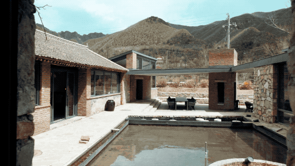 Biệt thự dưới ch&acirc;n Vạn L&yacute; Trường Th&agrave;nh: Cuộc sống an y&ecirc;n của người đ&agrave;n &ocirc;ng Mỹ - Ảnh 5.