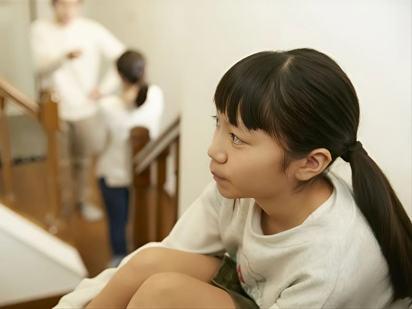 Những kiểu gia đ&igrave;nh tạo ra &aacute;p lực t&acirc;m l&yacute; cho trẻ em - Ảnh 1.