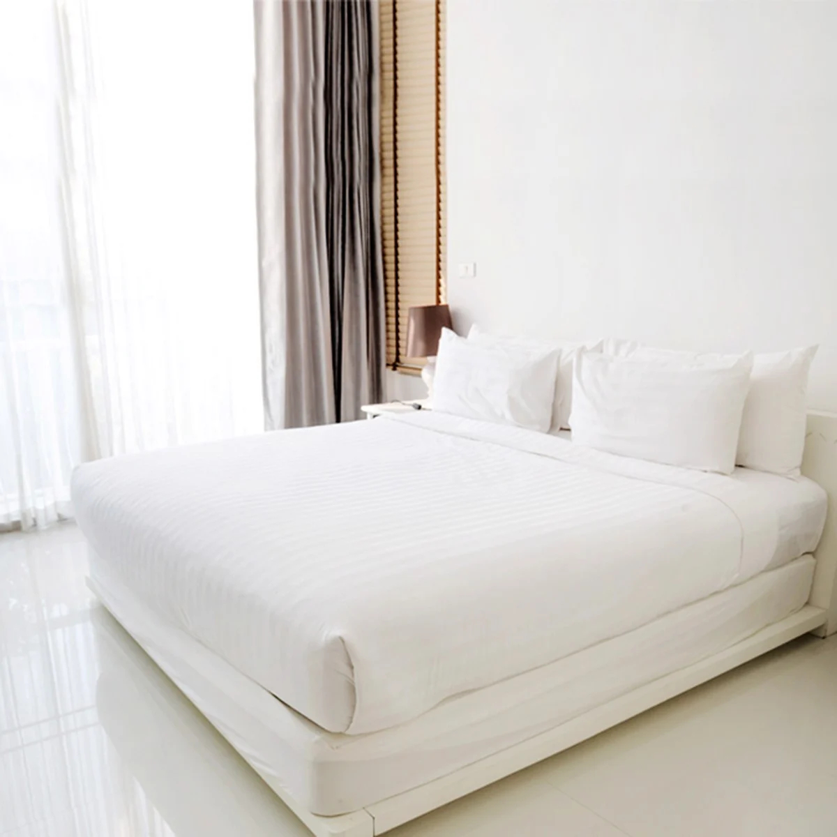 V&igrave; sao ga giường kh&aacute;ch sạn lu&ocirc;n m&agrave;u trắng v&agrave; lợi &iacute;ch bất ngờ - Ảnh 2.