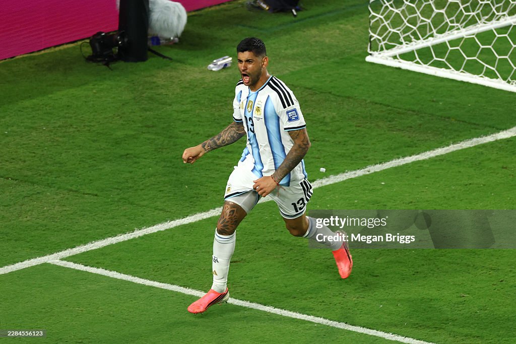 Messi phá kỷ lục nhưng vẫn lu mờ trước Vozinha, Argentina đón nhận kịch bản không tưởng World Cup - Ảnh 4. Messi phá kỷ lục nhưng vẫn lu mờ trước Vozinha, Argentina đón nhận kịch bản không tưởng World Cup - Ảnh 4.