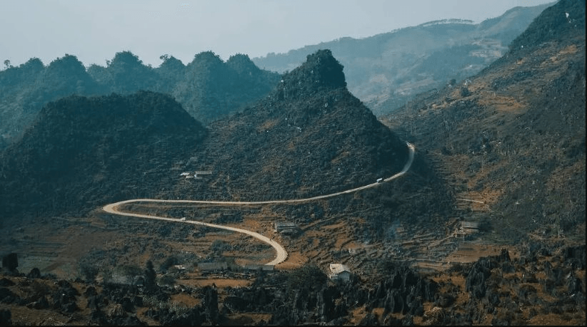 Cao nguy&ecirc;n đ&aacute; Đồng Văn - thi&ecirc;n đường x&aacute;m được vinh danh Oscar du lịch thế giới 2025 - Ảnh 5.