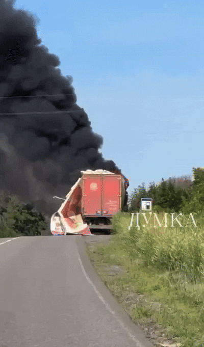 Nổ lớn! Nga đánh Dnipropetrovsk, sóng xung kích lan hàng chục km - Chiến dịch săn lùng bắt đầu, ông Putin ký sắc lệnh nóng - Ảnh 2.