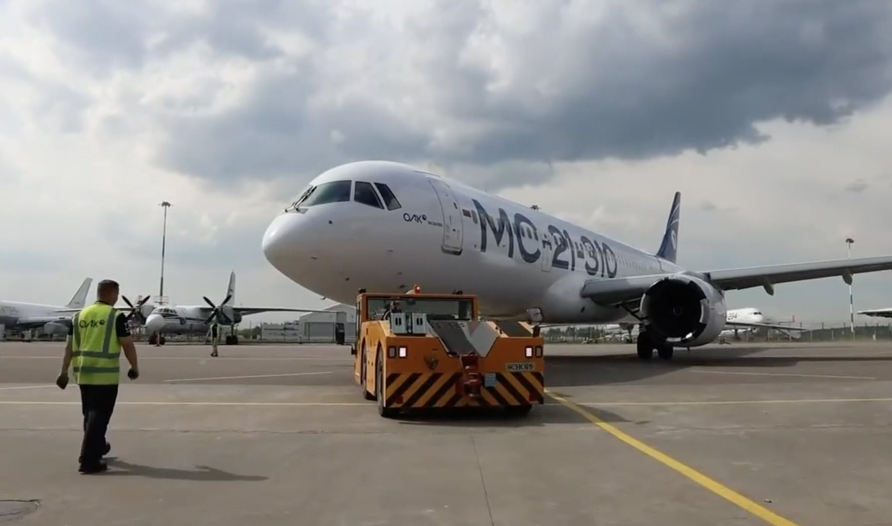 Động cơ PD - 14 gi&uacute;p m&aacute;y bay Nga MC - 21 - 310 thăng cấp cạnh tranh với Boeing v&agrave; Airbus - Ảnh 3.