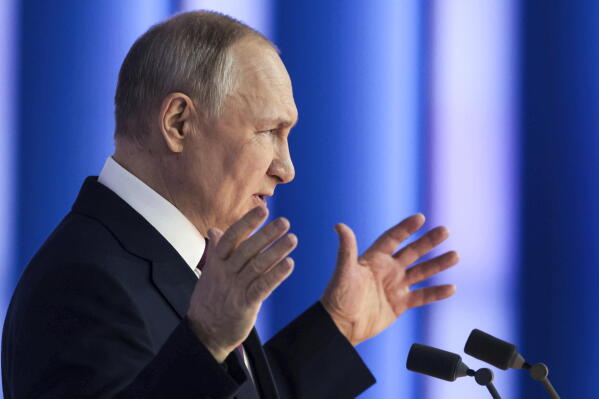Nổ lớn! Nga đánh Dnipropetrovsk, sóng xung kích lan hàng chục km - Chiến dịch săn lùng bắt đầu, ông Putin ký sắc lệnh nóng - Ảnh 4.