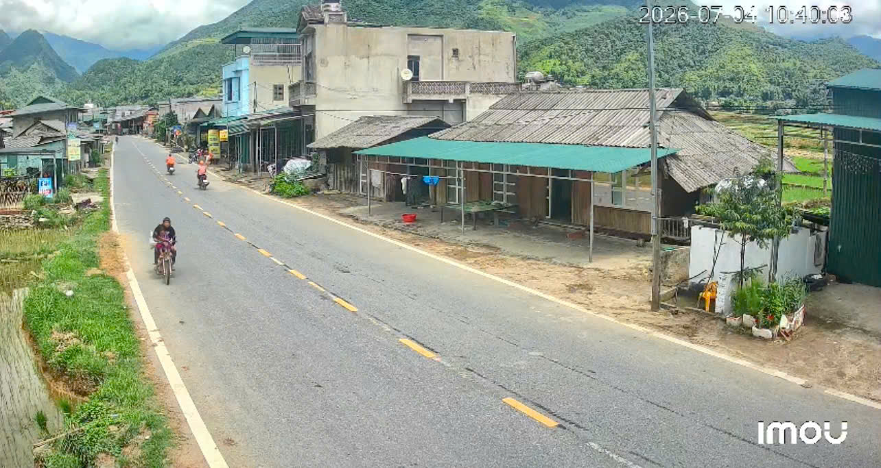 Bắt cóc trẻ em ở Sơn La: Kẻ lẩn trốn bị bắt giữ tại Lào Cai - Ảnh 2. Bắt cóc trẻ em ở Sơn La: Kẻ lẩn trốn bị bắt giữ tại Lào Cai - Ảnh 2.