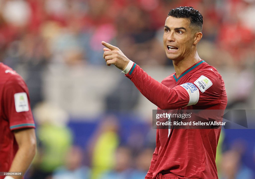 Tan mộng World Cup, Ronaldo bất ngờ tuy&ecirc;n bố: Chức v&ocirc; địch Euro quan trọng ngang tầm World Cup - Ảnh 1.