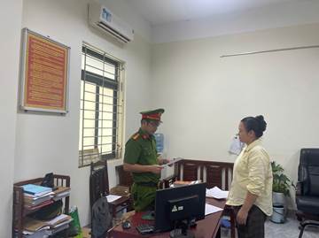 Ra lệnh khám xét chỗ ở, khởi tố Nguyễn Thị Thu Hoài SN 1981 - Ảnh 1.