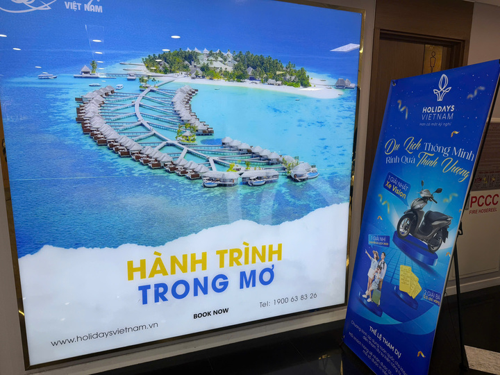 Khởi tố 12 bị can trong đường d&acirc;y lừa đảo kỳ nghỉ chiếm đoạt 900 tỷ đồng - Ảnh 2.