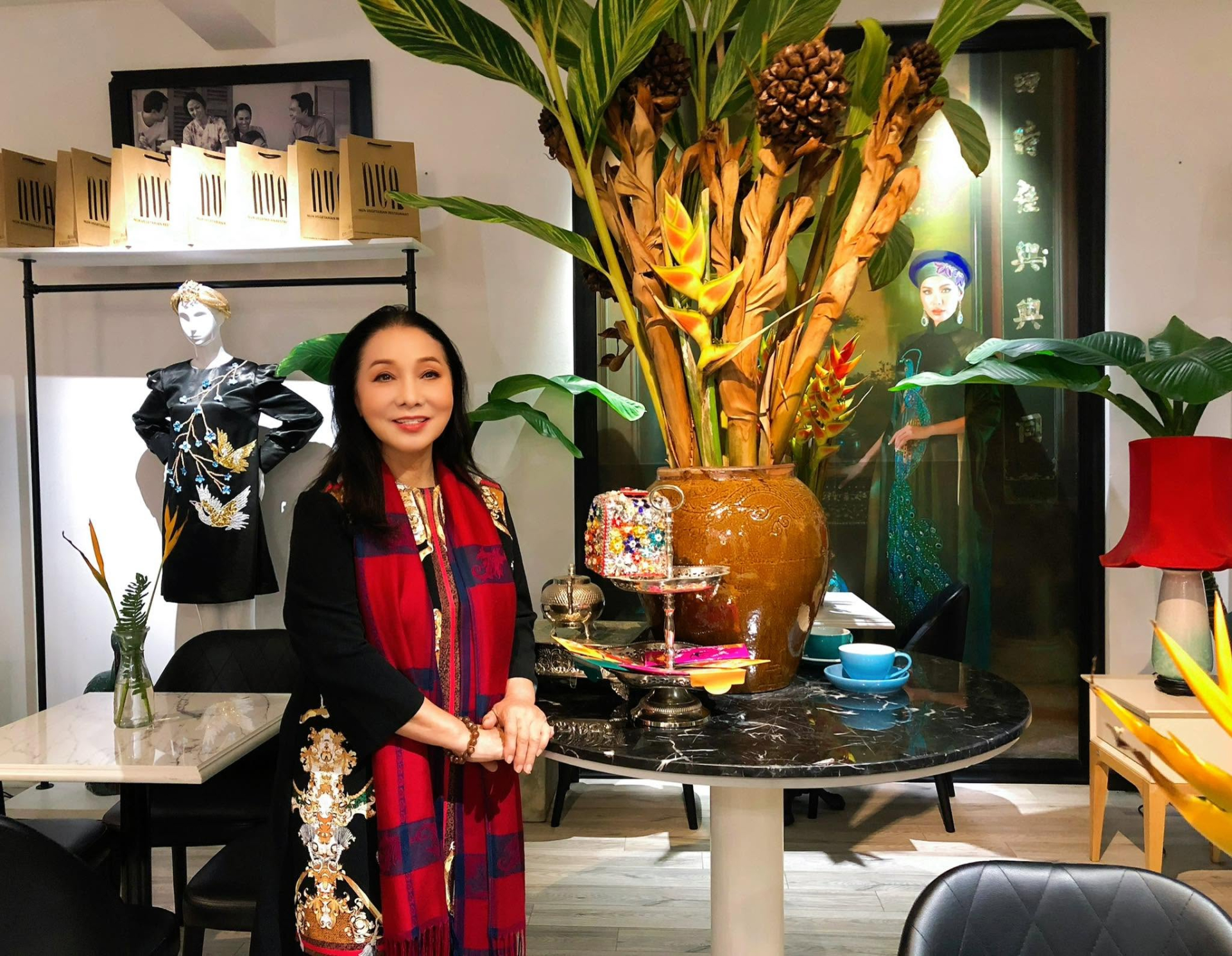 Nữ NSND đi h&aacute;t từng được c&ocirc;ng an đưa đ&oacute;n: L&agrave; "bảo vật" l&agrave;ng cải lương, sống 1 m&igrave;nh trong biệt thự trăm tỷ - Ảnh 3.