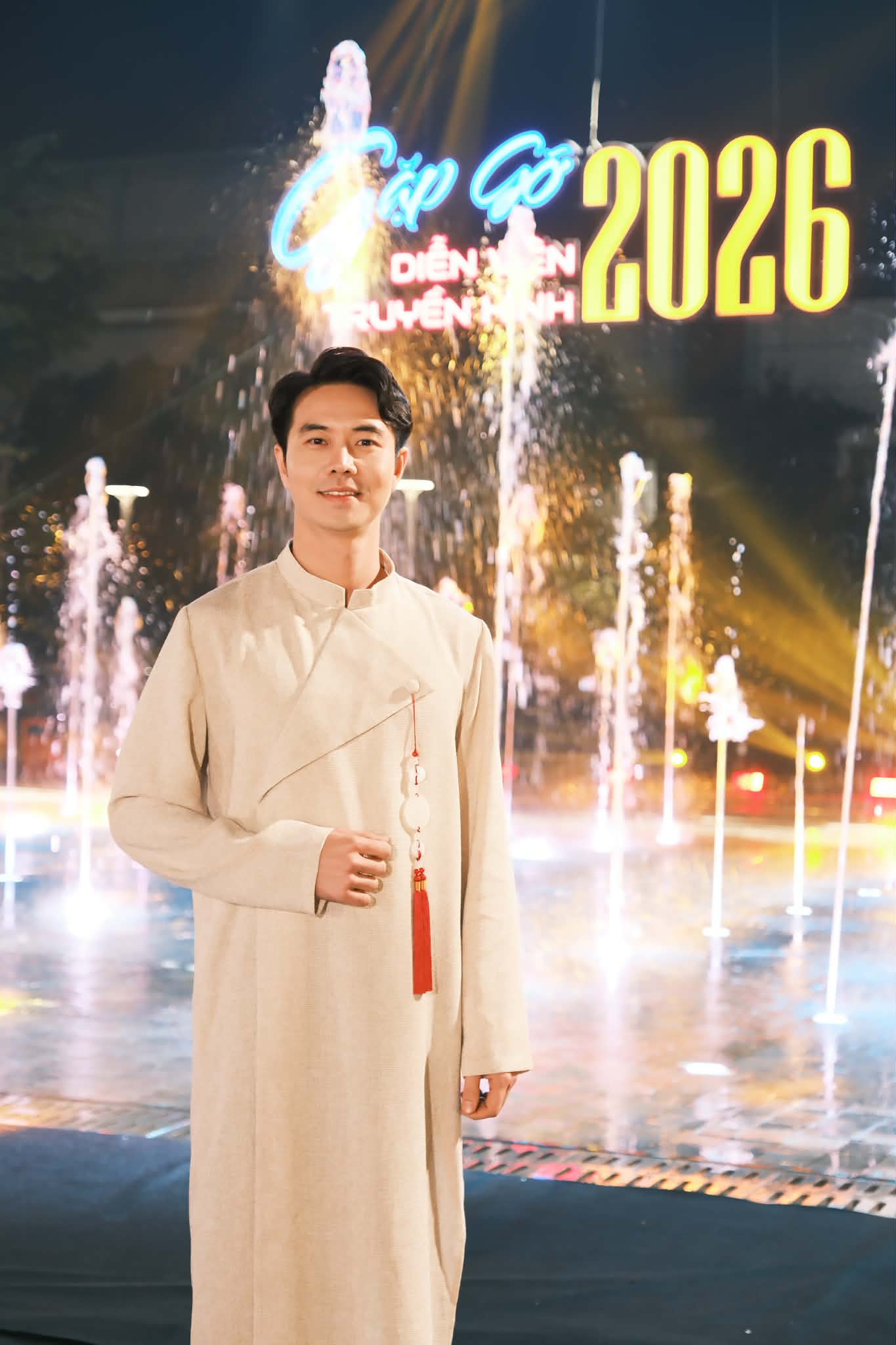 Cuộc sống vi&ecirc;n m&atilde;n của nam thần m&agrave;n ảnh Ph&ugrave;ng Đức Hiếu - Ảnh 1.