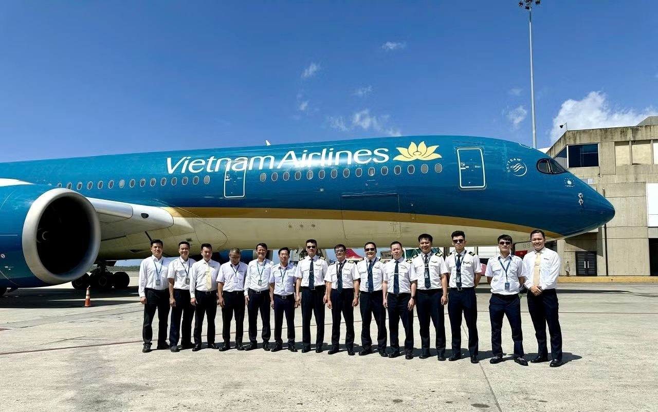 Vietnam Airlines vừa c&oacute; chuyến bay lạ, chỉ thua kh&ocirc;ng qu&acirc;n Đức một điều - Ảnh 3.