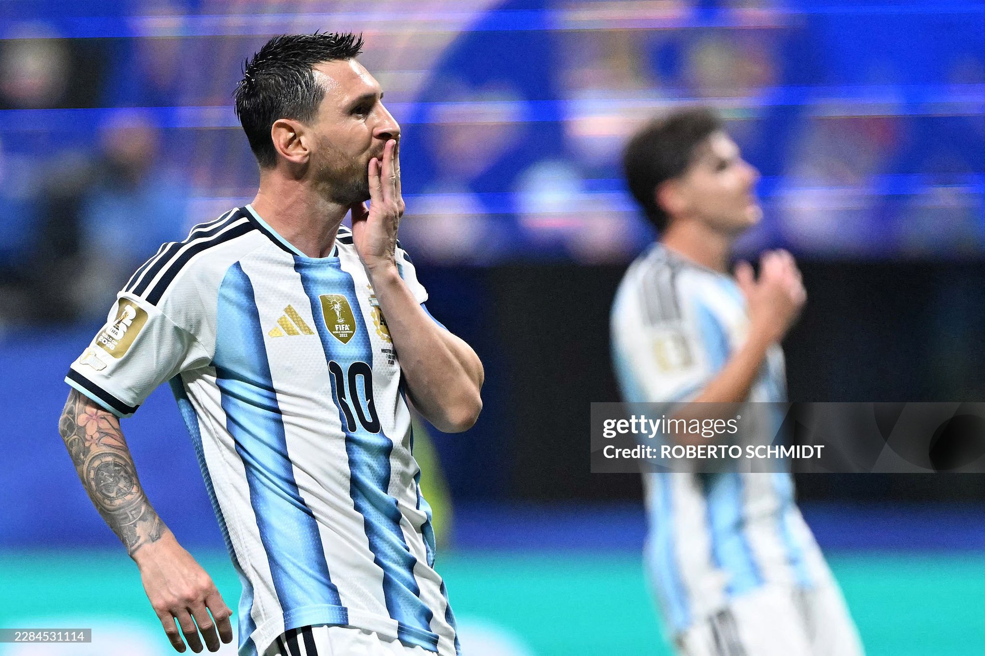 Messi sẽ bị tước đặc quyền tại đội tuyển Argentina? - Ảnh 1.