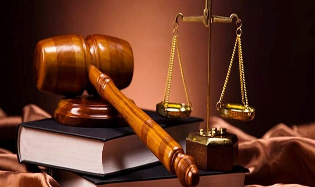 Bộ C&ocirc;ng an đề xuất: Tạm ho&atilde;n xuất cảnh, cắt điện nước, ni&ecirc;m phong trụ sở để cưỡng chế xử phạt h&agrave;nh ch&iacute;nh - Ảnh 1.