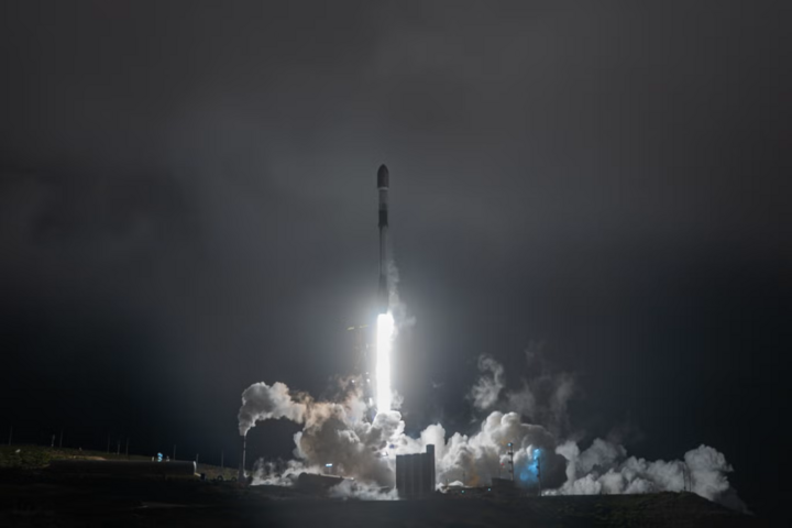 SpaceX phóng vệ tinh thương mại chạy bằng năng lượng hạt nhân đầu tiên vào năm 2026 - Ảnh 1.