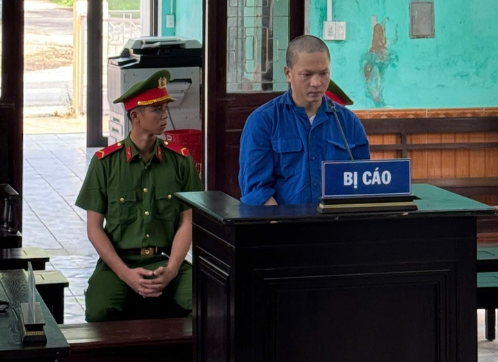 Hồ Văn Phương T&acirc;m bẻ g&atilde;y bảo vật quốc gia Ngai vua triều Nguyễn lĩnh &aacute;n 3 năm 6 th&aacute;ng - Ảnh 1.