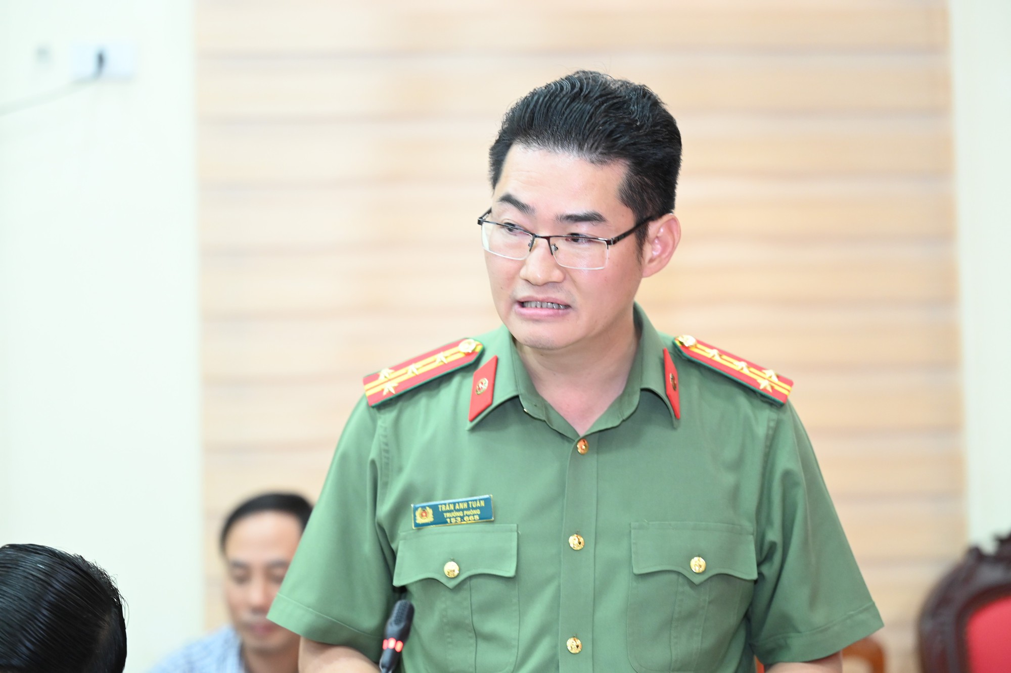 Khởi tố Ph&oacute; Hiệu trưởng Trường THPT Nguyễn Văn Huy&ecirc;n trong vụ hơn 140 điểm 10 m&ocirc;n To&aacute;n ở Tuy&ecirc;n Quang - Ảnh 1.