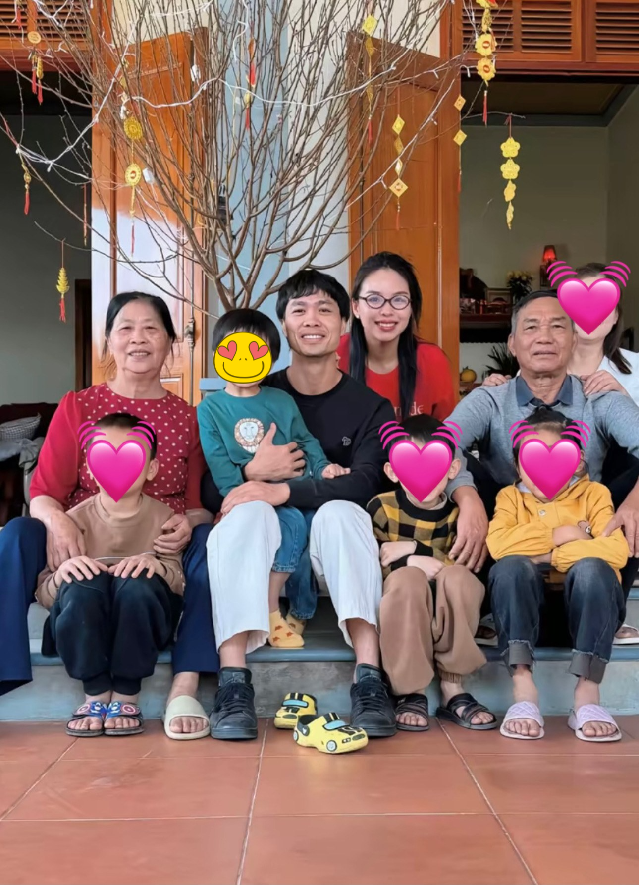 Căn nh&agrave; ở qu&ecirc; của C&ocirc;ng Phượng - Ảnh 9.