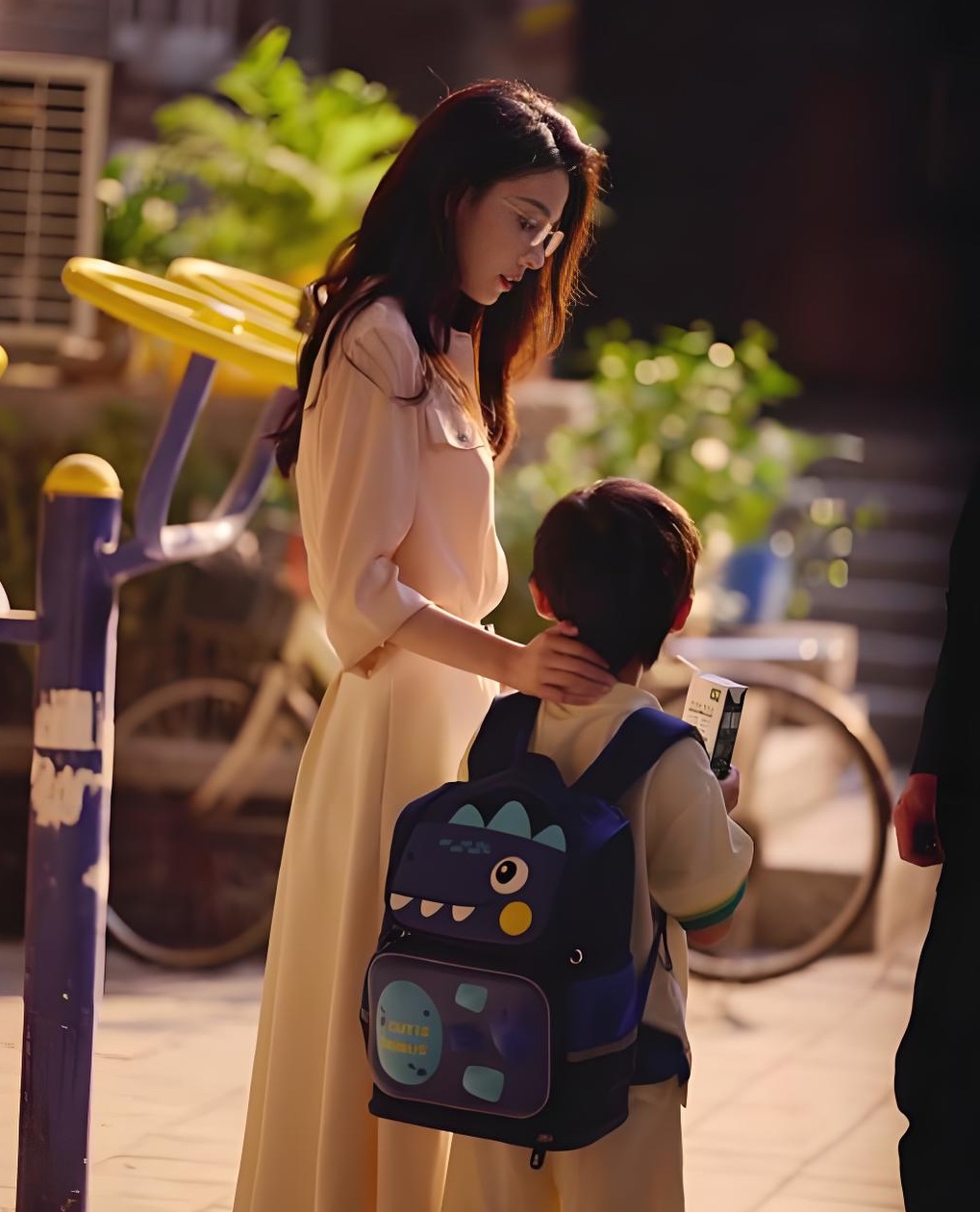 Con trai cao 1m83 v&agrave; nỗi lo của cha mẹ về sự v&ocirc; t&acirc;m của trẻ - Ảnh 3.